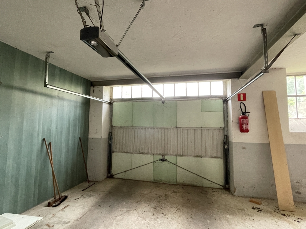 Porte de garage électrique